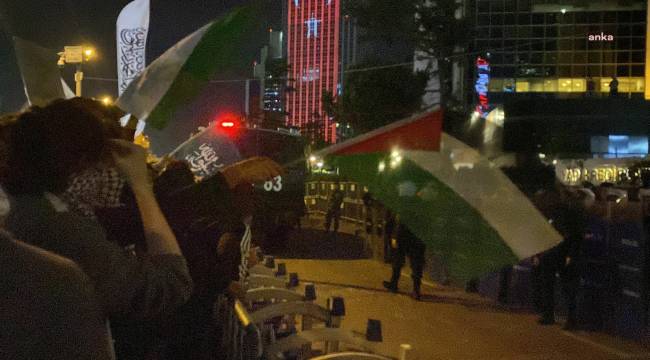 İsrail'in Gazze'ye Yönelik Saldırıları İsrail'in İstanbul Konsolosluğu Önünde Protesto Edildi