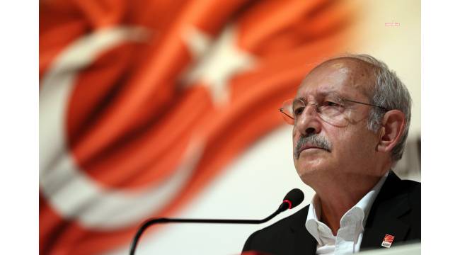 Kemal Kılıçdaroğlu, “Pençe-Kilit Operasyonu bölgesinde şehit olan askerimiz Musa Esat Kaya’ya Allah’tan rahmet, ailesine başsağlığı ve sabır diliyorum.