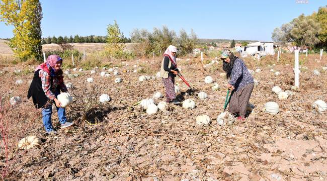 Tepebaşılı Kadınlar Ürünlerini Tanıtmanın Gururunu Yaşıyorlar