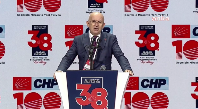 CHP’nin 38. Olağan kurultayı... Ümit Erkol, “Özgür Özel ve arkadaşlarına bir tavsiyem var, akşam buradan yenilmenin üzüntüsüyle değil demokratik bir mücadelenin tarafı olmanın gururuyla çıkacaksınız”