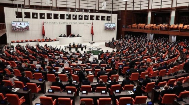 &#039;Tahir Elçi cinayeti araştırılsın&#039; önergesi AKP-MHP oylarıyla reddedildi
