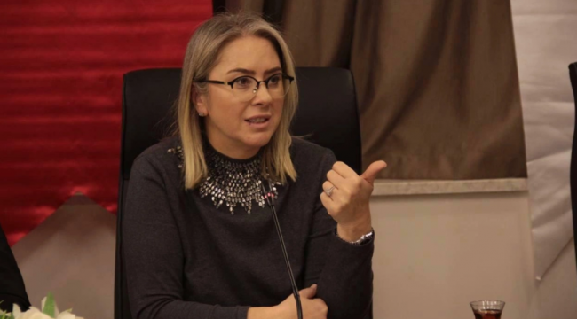 Çankırı, “İzmirliler seni salona değil kapının önüne koyacaklar”