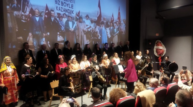 CHP Beyoğlu’nda “Cumhuriyet ve Kadın” paneli