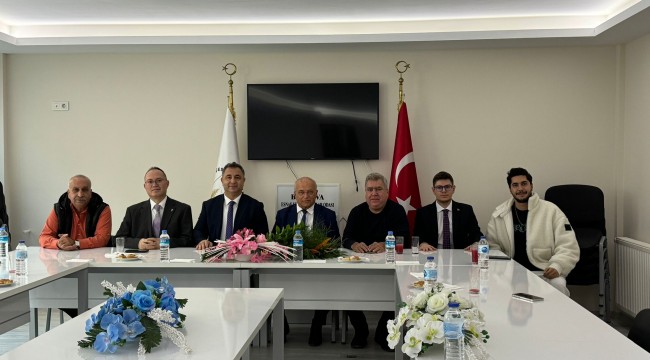 CHP’li Dayanç esnafla dertleşti