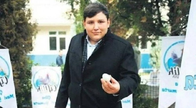 'Tosuncuk'a ve ağabeyine 'Bank kelimesi için izin almadılar' cezası