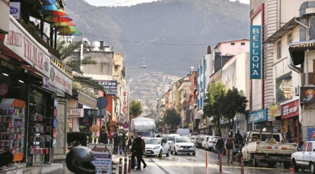 Yasa çıkmadan önce 'rezerv alan' ilan edildi: Yurttaşlar telefona gelen mesajla öğrendi