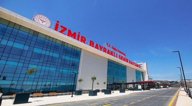 Botulinum Toksin Uygulaması İzmir Şehir Hastanesi'nde başladı