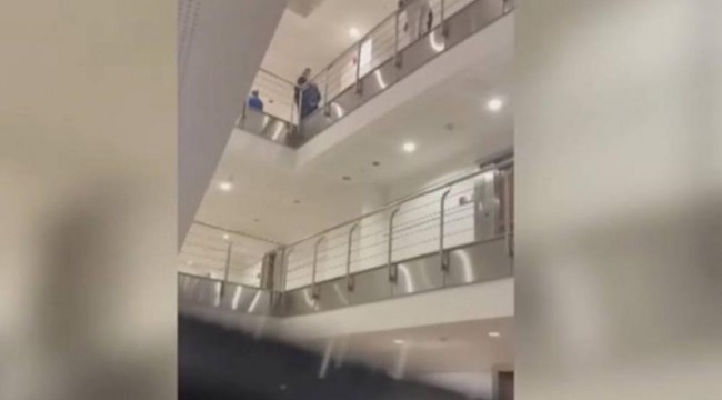 CHP Genel Merkezi&#039;nde gerginlik: Çakır, PM&#039;yi basmak istedi