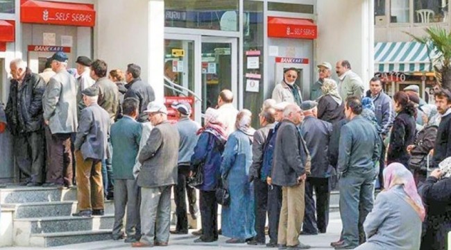 Emekli maaş zamları yüzde 49'da eşitlendi: Kök maaşı düşük olanlar yüzde 33'de kaldı