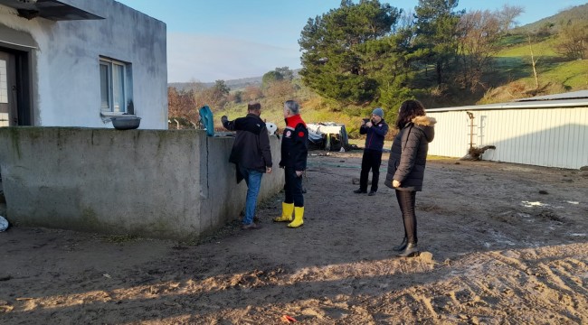 Şahin, “Bergama’da Selden Zarar Gören, Hayvanları Telef Olan Hiç Bir Üreticimizi Çaresiz Bırakmayacağız”