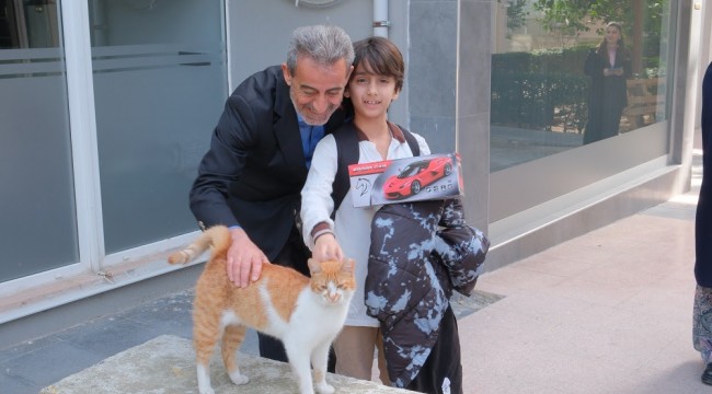 Cevdet Çayır’dan hayvanseverlere müjde