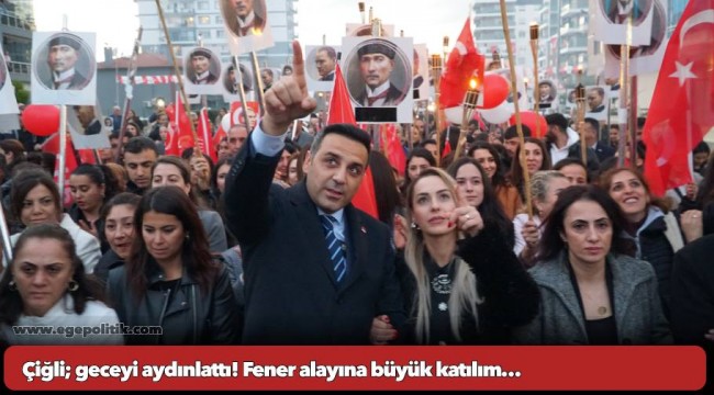 Çiğli; geceyi aydınlattı! Fener alayına büyük katılım…