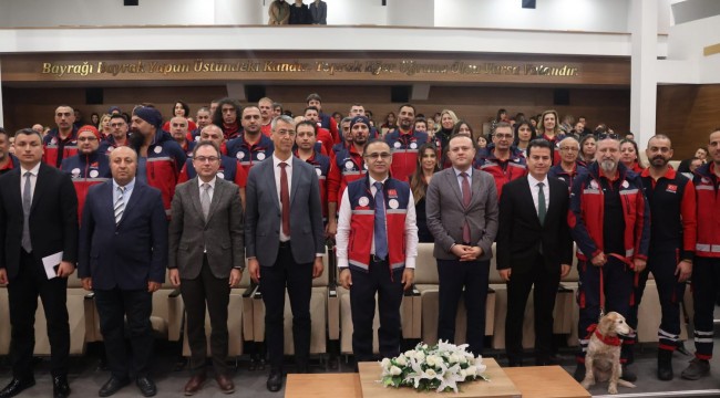 İzmir İl Milli Eğitim Müdürlüğü 6 Şubat Depremlerini Andı