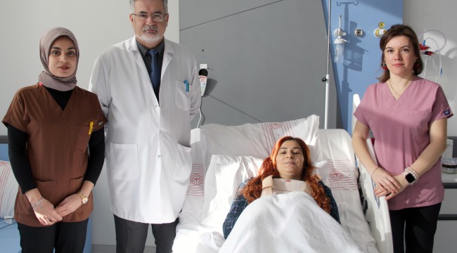 İzmir Şehir Hastanesi&#039;nde Minimal Kesiden Yapılan Büyük Kalp Ameliyatı Başarısı