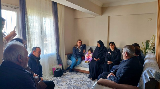 Milletvekili Ösen Depremzede Vatandaşları Evlerinde Ziyaret Etti