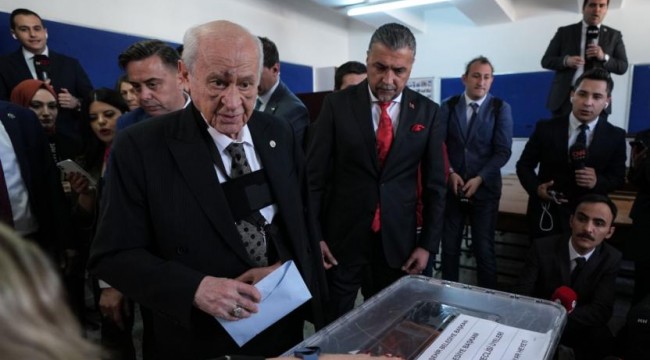 Bahçeli günler sonra sandık başında görüntü verdi