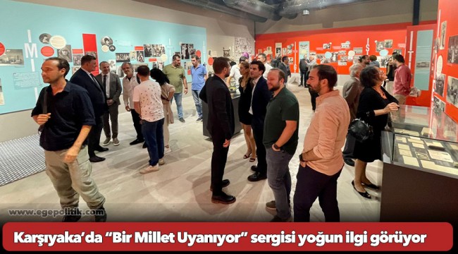 Karşıyaka’da “Bir Millet Uyanıyor” sergisi yoğun ilgi görüyor