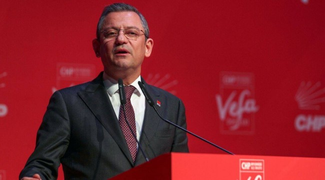 Özel'den AK Parti'nin adayı Nebioğlu'na: Para alıp oyları AK Parti'ye götüren siyasi kalpazan