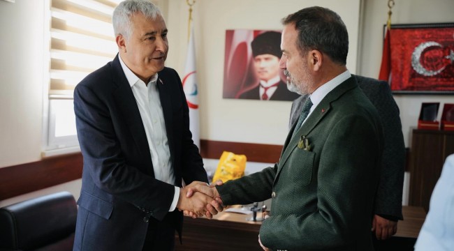 Türkmen sağlık çalışanlarının Tıp Bayramını kutladı