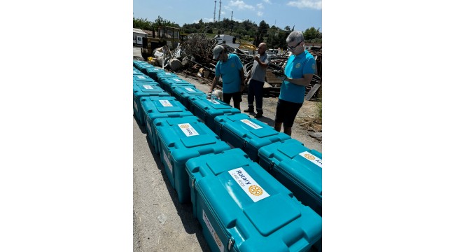 Rotary 2440 afetlere hazır  100 deprem Kiti hazırlandı