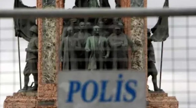 Taksim&#039;de 1 Mayıs kutlamak isteyen polislere Valilik engeli