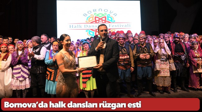 Bornova’da halk dansları rüzgarı esti