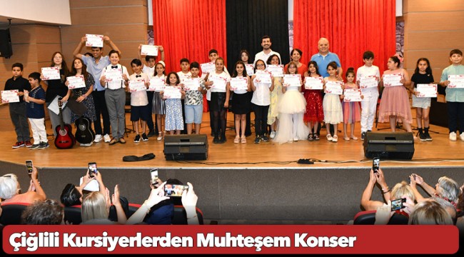 Çiğlili Kursiyerlerden Muhteşem Konser