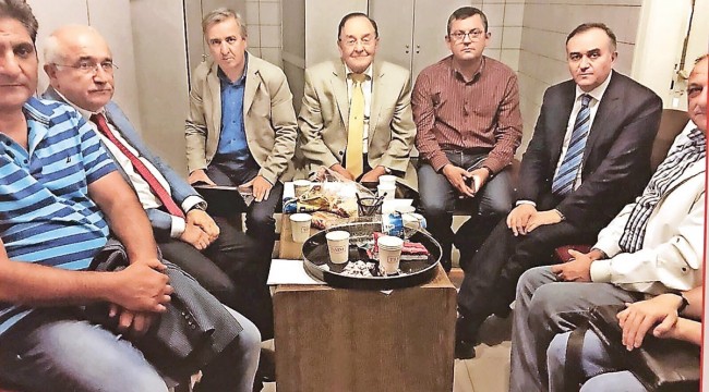 Özgür Özel 15 Temmuz gecesi yaşadıklarını anlattı: Vasiyetimizi ettik, Meclis’e gittik