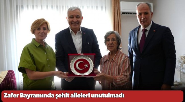 Zafer Bayramında şehit aileleri unutulmadı