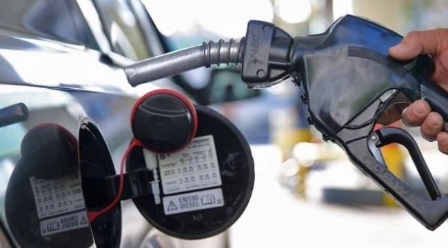 Benzine büyük zam geliyor: Tabelalar değişecek