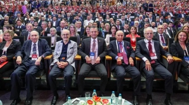 CHP'nin İkinci Yüzyıl Değişim Kurultayı'na Avrupa'dan kutlama mesajları