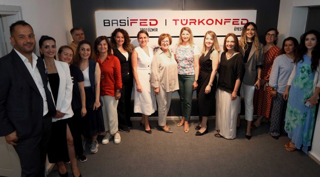 İZİKAD Akademi Başladı