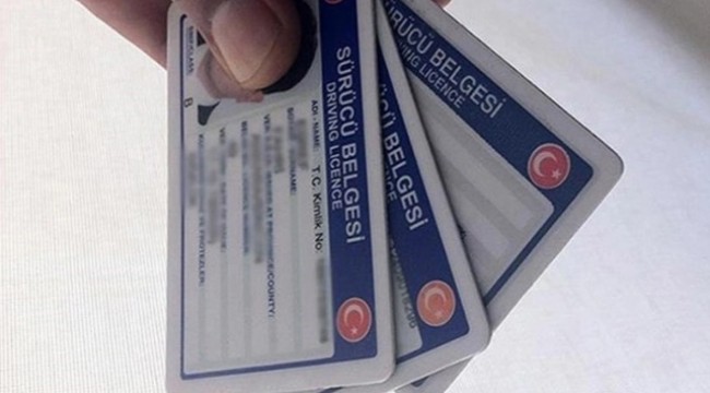Bakan Yerlikaya duyurdu: Eski tip ehliyetleri yenileme süresi uzatıldı