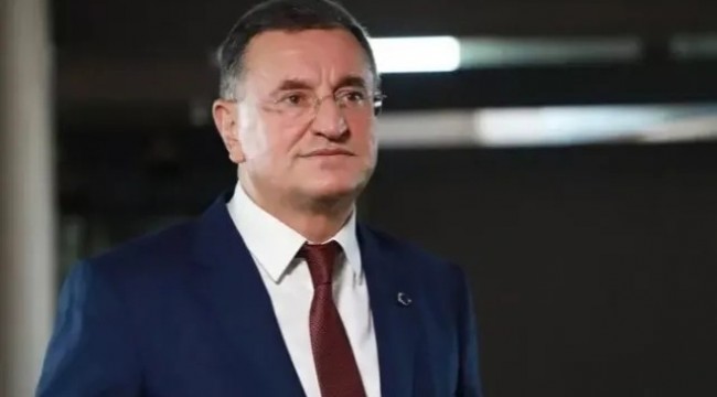 Lütfü Savaş CHP&#039;den İhraç Edildi