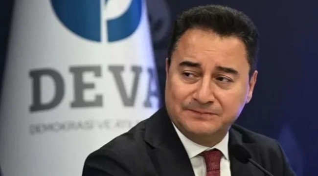 Ali Babacan&#039;dan DEVA Partililere: Hamdolsun, tarihin doğru yerindeyiz
