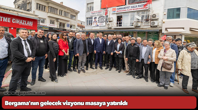 Başkan Tugay, Bergama’da sivil toplum kuruluşları ile bir araya geldi