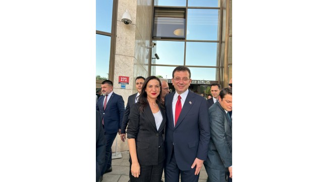 İmamoğlu’ndan Efes Selçuk’a Bayraklı 23 Nisan Mesajı