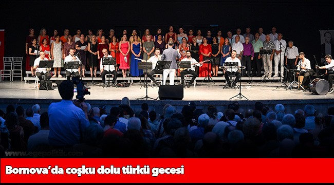 Bornova’da coşku dolu türkü gecesi