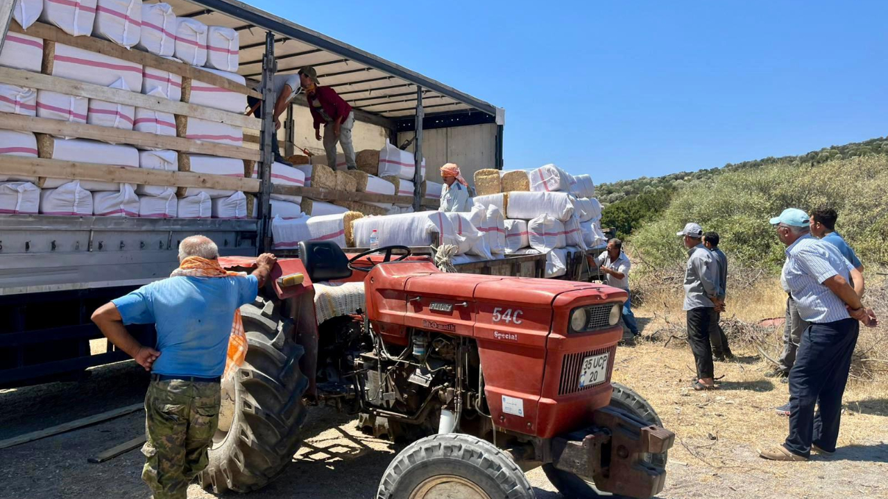 Urla Belediyesinden yangın sonrası üreticiye destek eli