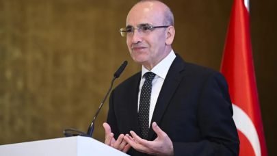Türkiye’nin kredi notu yükseldi: Hazine Bakanı Şimşek’ten ilk açıklama geldi