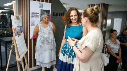 “Düşsel İzmir Sergisi” Galeri Alt’ta ziyarete açıldı