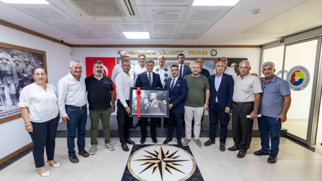 Başkan Tugay, Menemen’de oda başkanları ile görüştü