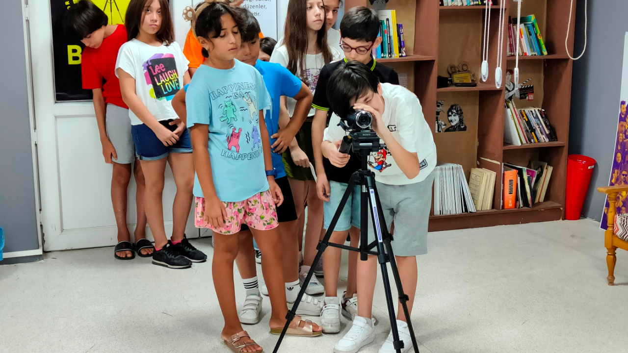 Bornova’da genç yeteneklere sinema yolculuğu