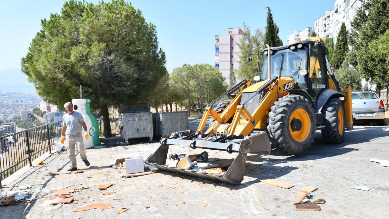 Çiğli’de moloza kararlı müdahale, halka çağrı…
