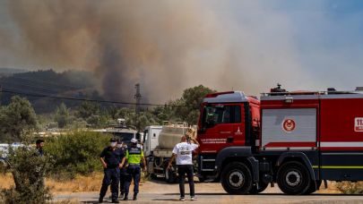 İzmir’in iki ilçesindeki yangınlar büyük ölçüde kontrol altında