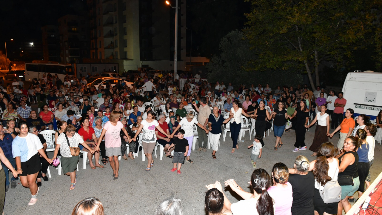 Çiğli’de yaz akşamları şenleniyor: Müzik ve tiyatro mahallelere taşınıyor
