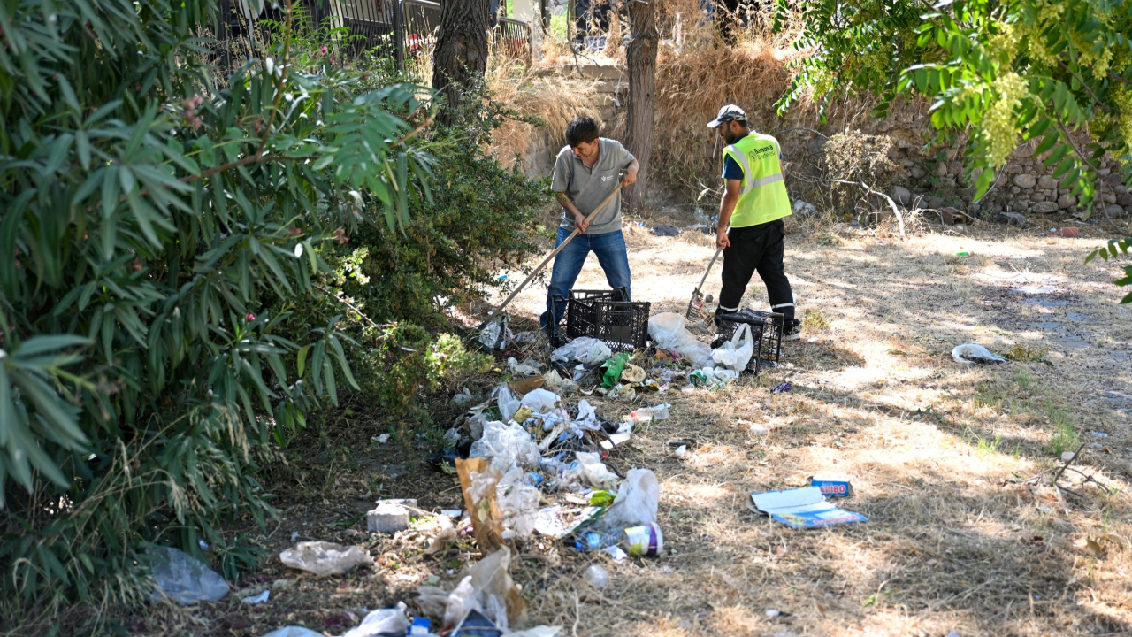 Tarihin gölgesindeki ihmal alanına Bornova Belediyesi’nden müdahale