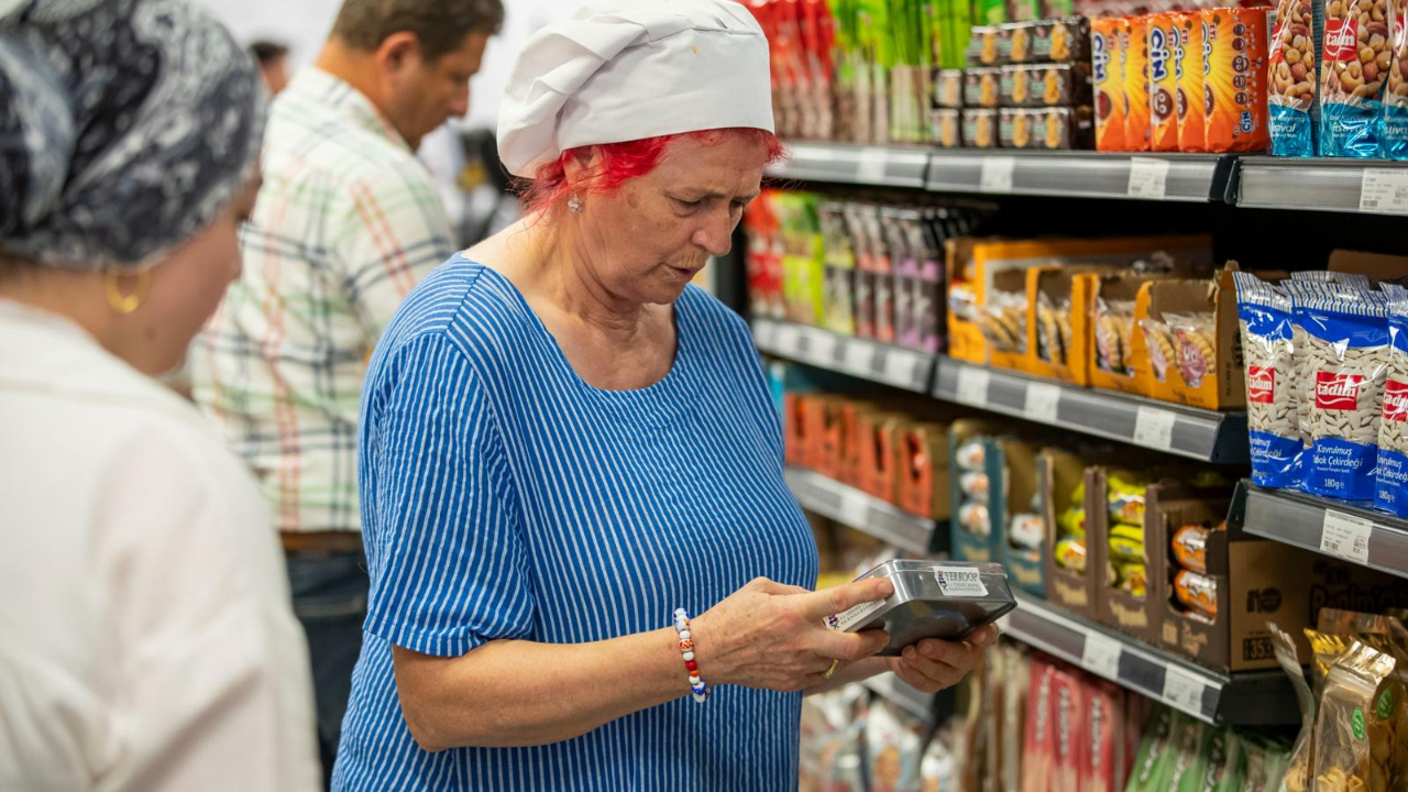 İZMAR Tarihi Kemeraltı Çarşısı’nda