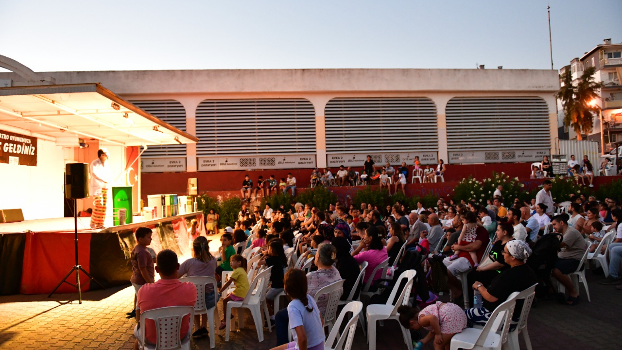 Çiğli’de yaz akşamları tiyatroyla şenleniyor