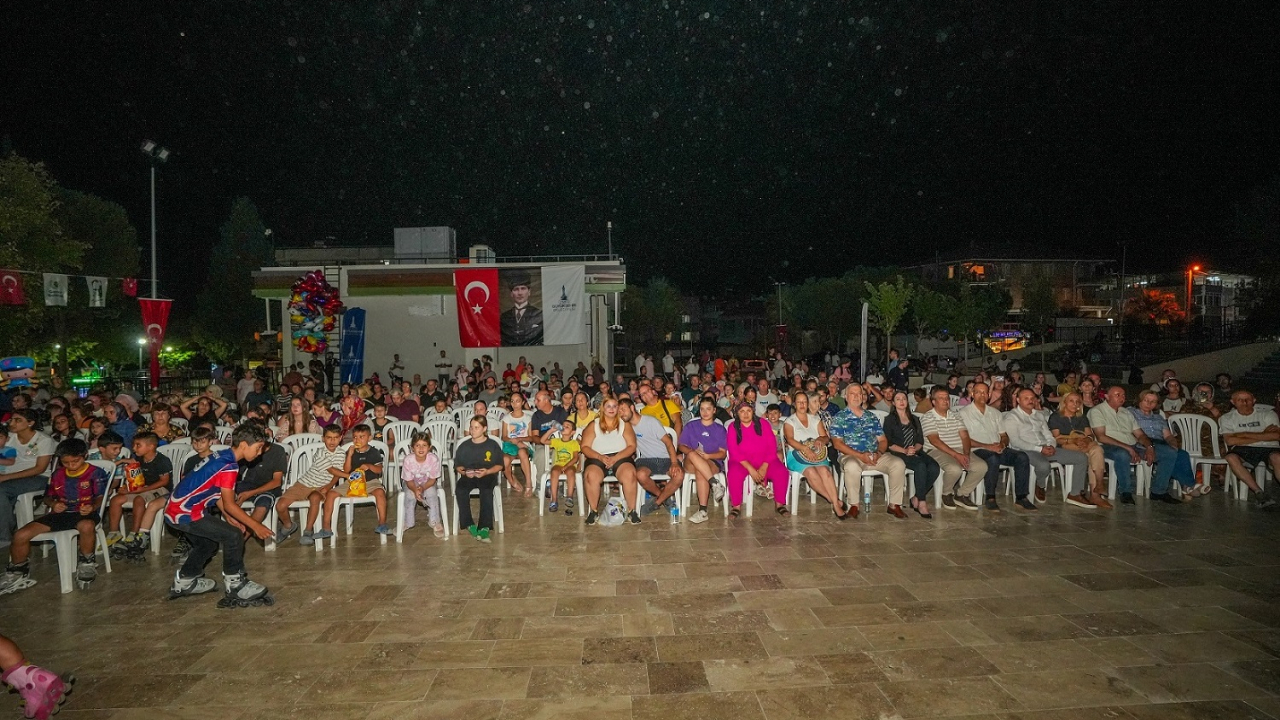 Gaziemir’de yaz akşamları müzikle renkleniyor